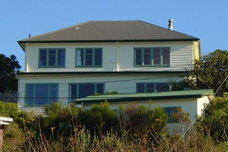 Photo of property in 114 Homebush Road, Khandallah, Wellington, 6035