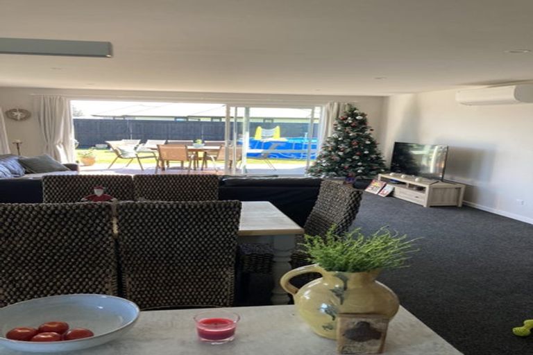 Photo of property in 154 Rangiora Woodend Road, Woodend, 7610