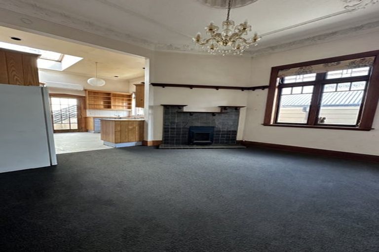 Photo of property in 64 Hawker Street, Mount Victoria, Wellington, 6011