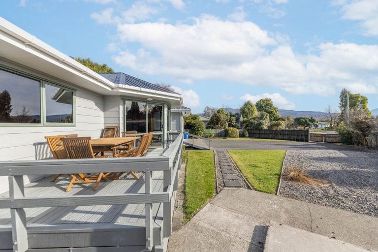 Photo of property in 12 Marotoa Grove, Turangi, 3334