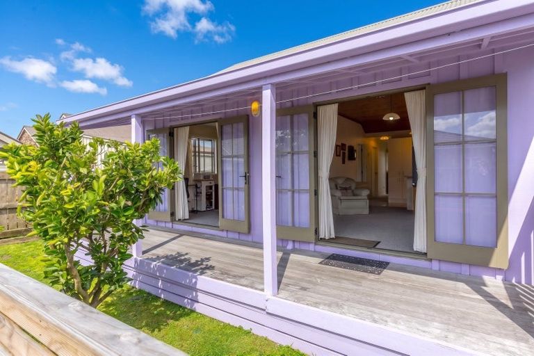 Photo of property in 68a Pembroke Street, Carterton, 5713
