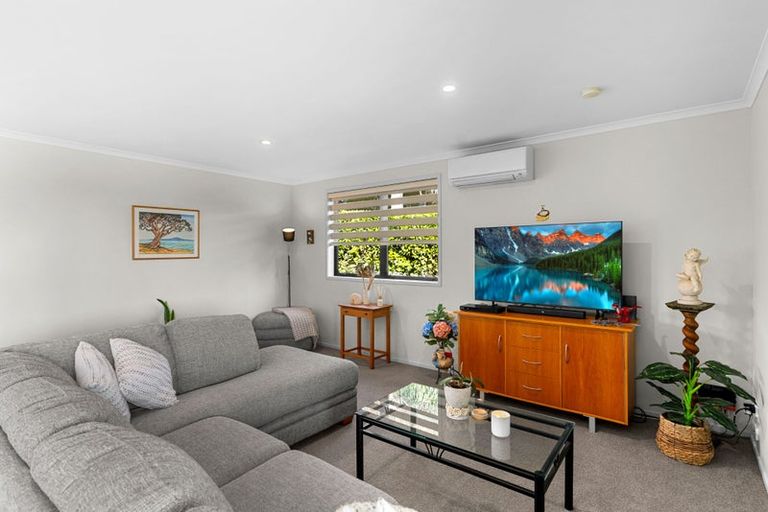 Photo of property in 9 Kakapo Place, Mangawhai, 0505