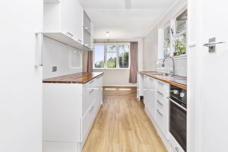 Photo of property in 2a Manuka Crescent, Hillcrest, Rotorua, 3015