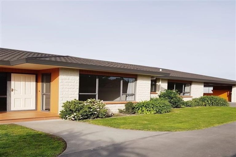 Photo of property in 103 Wharerangi Road, Greenmeadows, Napier, 4112
