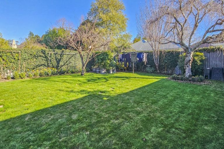 Photo of property in 8 James Cook Street, Havelock North, 4130