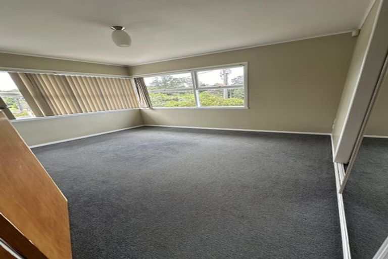 Photo of property in 1 Matipo Road, Mairangi Bay, Auckland, 0630