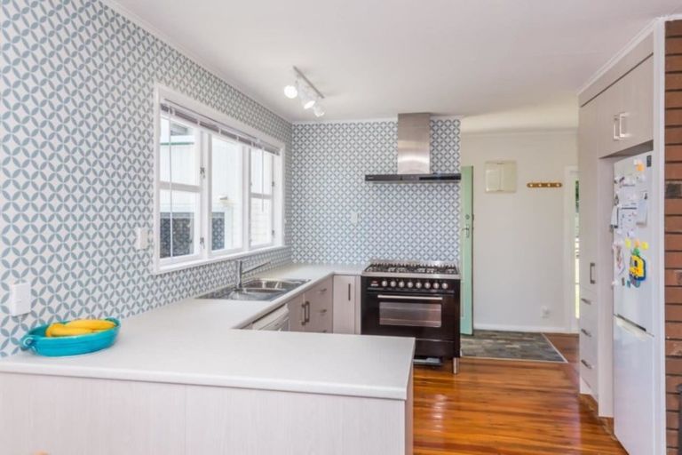 Photo of property in 432 Kawiu Road, Levin, 5510