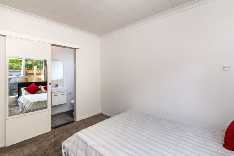 Photo of property in 15 Kotare Street, Hilltop, Taupo, 3330