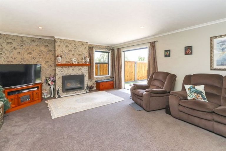 Photo of property in 16 Brookes Street, Inglewood, 4330