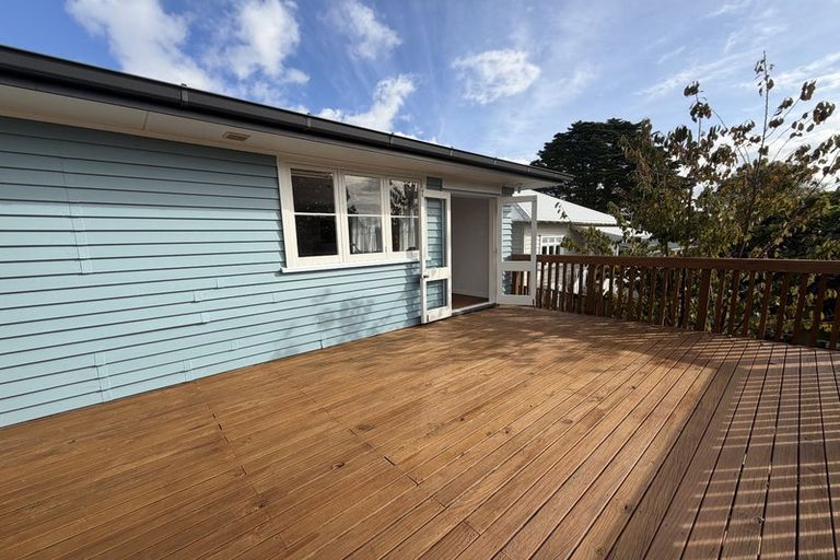 Photo of property in 19 Rame Road, Greenhithe, Auckland, 0632