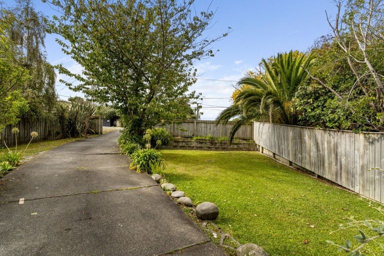 Photo of property in 66 Martin Road, Paraparaumu Beach, Paraparaumu, 5032