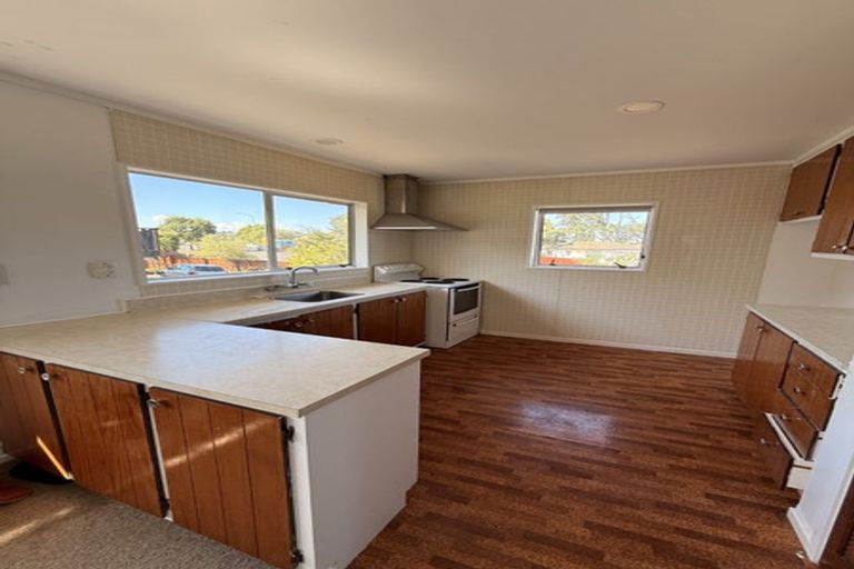 Photo of property in 158 Aviemore Drive, Highland Park, Auckland, 2010