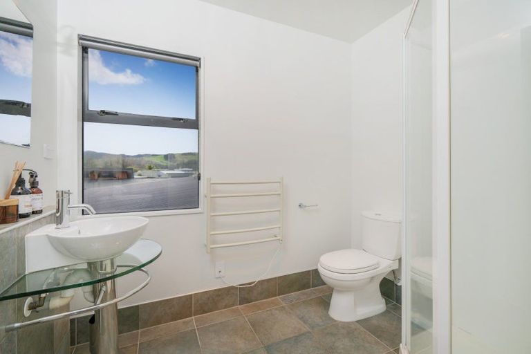 Photo of property in 25 Pacific Place, Whitianga, 3510