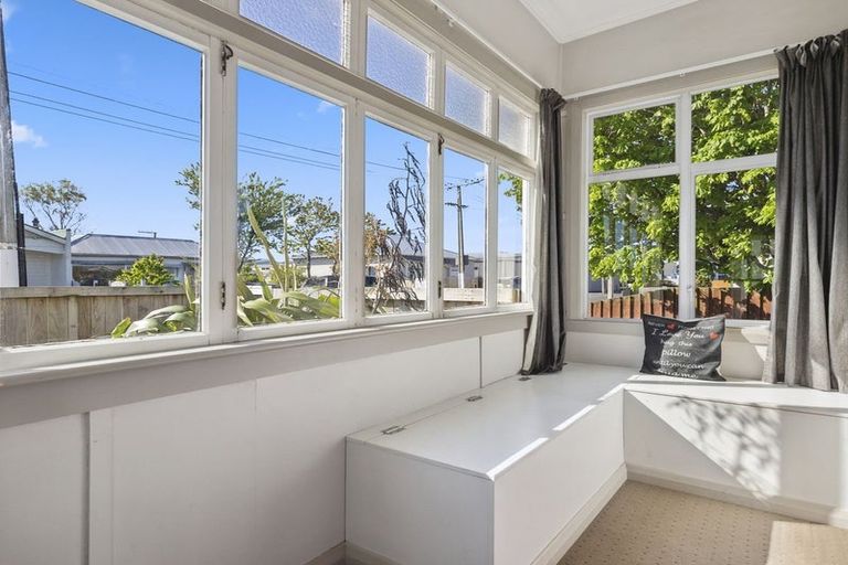 Photo of property in 47 Melbourne Street, South Dunedin, Dunedin, 9012