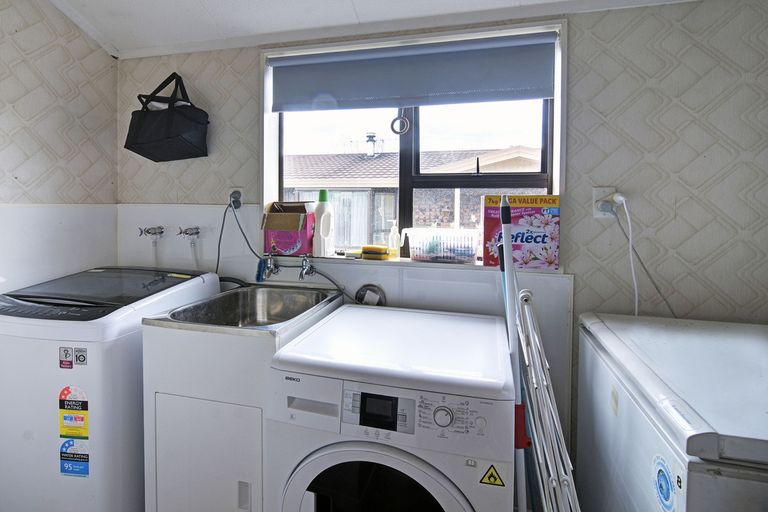 Photo of property in 6 Rewa Place, Lansdowne, Masterton, 5810