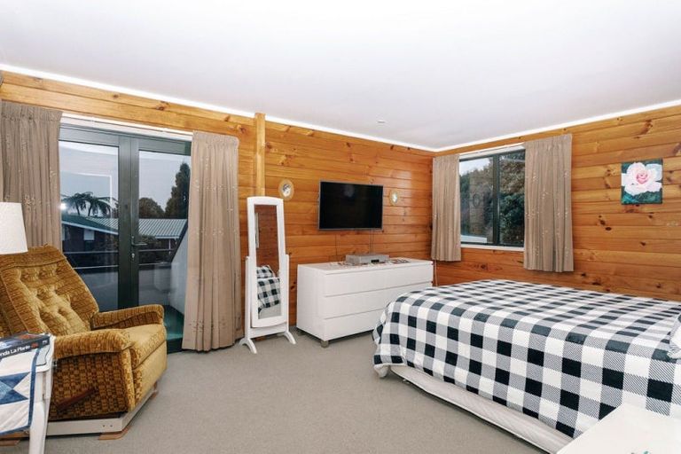 Photo of property in 24 Ruahine Street, Dannevirke, 4930