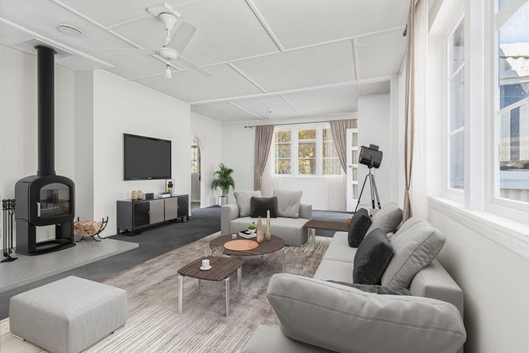 Photo of property in 42 Princes Street, Waikari, 7420