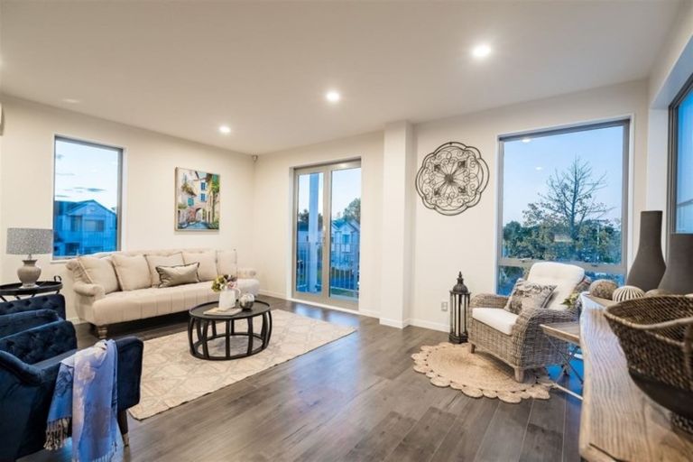 Photo of property in 20 Nephrite Lane, Henderson, Auckland, 0610