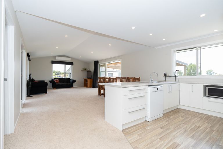 Photo of property in 49 Ngahape Road, Otorohanga, Te Awamutu, 3873