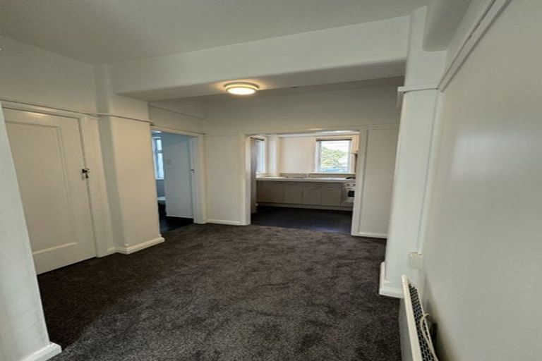 Photo of property in San Antonio Flats, 2/12 Kilbirnie Crescent, Kilbirnie, Wellington, 6022