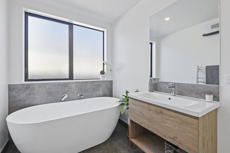 Photo of property in 24 Nathaniel Archer Street, Woodend, 7610