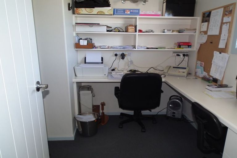 Photo of property in 8a Magdala Street, Kakanui, Oamaru, 9495