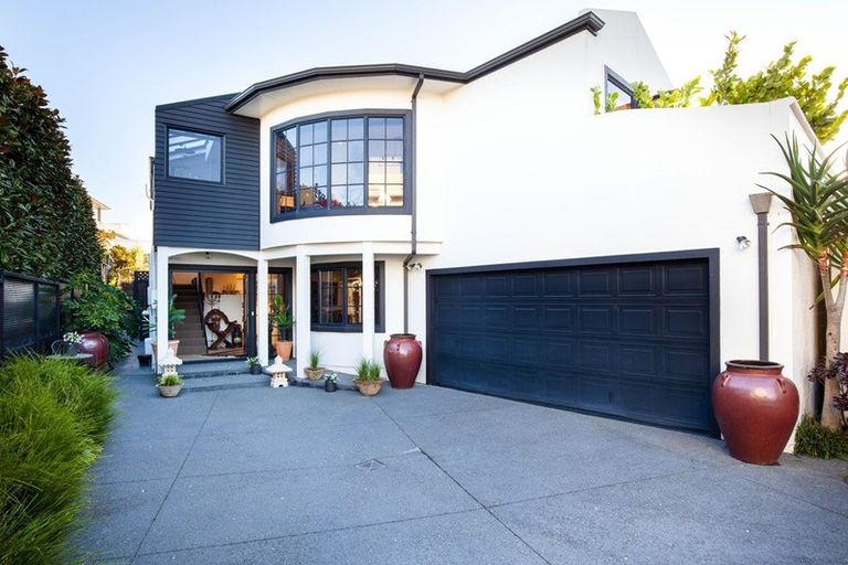 Photo of property in 2a Richmond Street, Fitzroy, New Plymouth, 4312