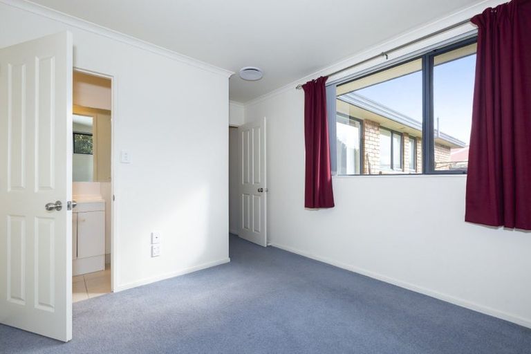 Photo of property in 12 Magnolia Drive, Waiuku, 2123