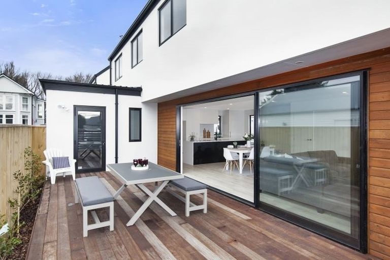 Photo of property in 1/196 Peterborough Street, Christchurch Central, Christchurch, 8013