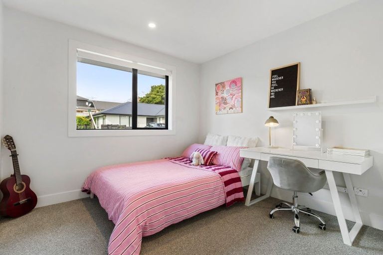 Photo of property in 15 Bellamont Street, Kumeu, 0810
