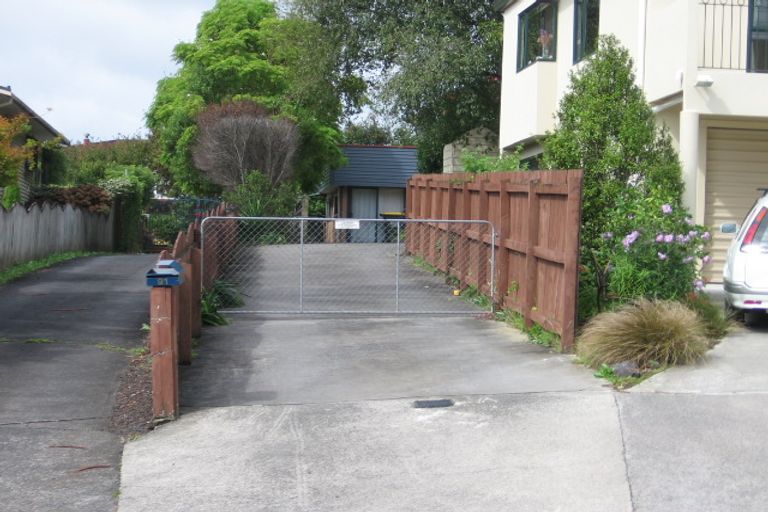 Photo of property in 91a Colwill Road, Massey, Auckland, 0614