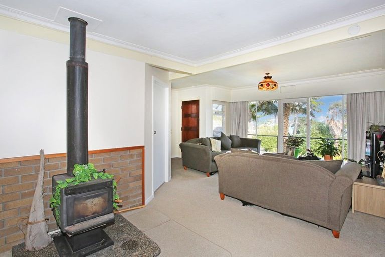 Photo of property in 64 Ronald Avenue, Glenbrook, Waiuku, 2681