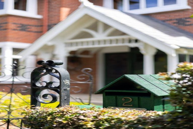 Photo of property in 2 Sargood Street, Maori Hill, Dunedin, 9010