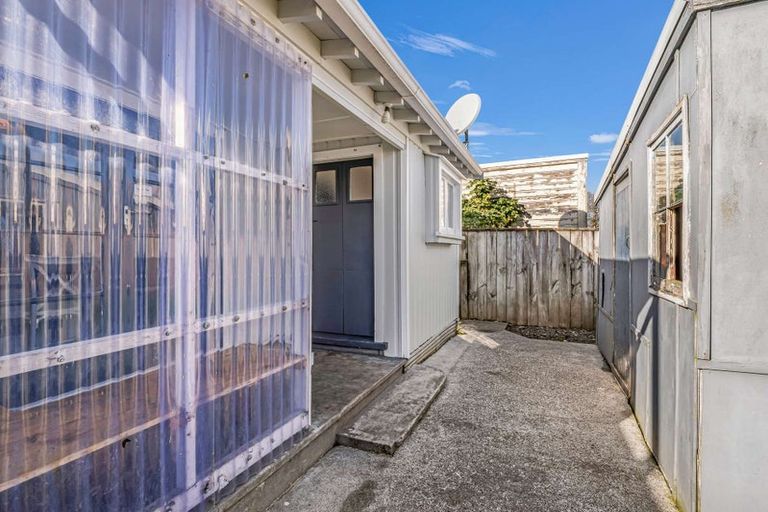 Photo of property in 5 Barrack Street, Whanganui, 4500