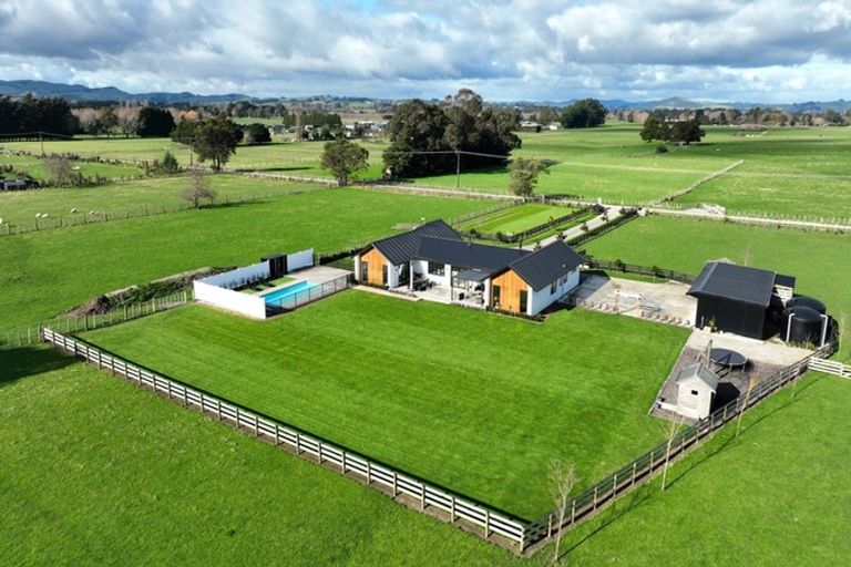 Photo of property in 115 Budd Road, Matahiwi, Masterton, 5888