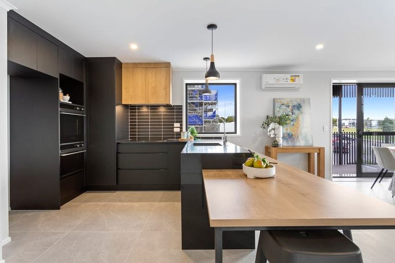 Photo of property in 2/2 Te Rito Road, Hobsonville, Auckland, 0616