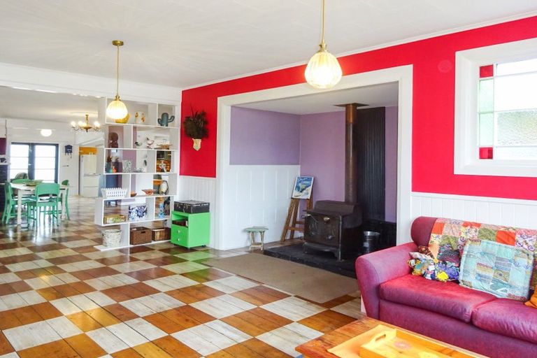 Photo of property in 36 Robinson Street, Foxton, 4814