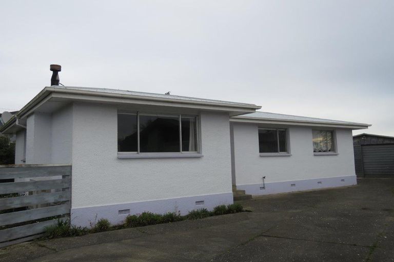 Photo of property in 4 Cunningham Street, Grasmere, Invercargill, 9810
