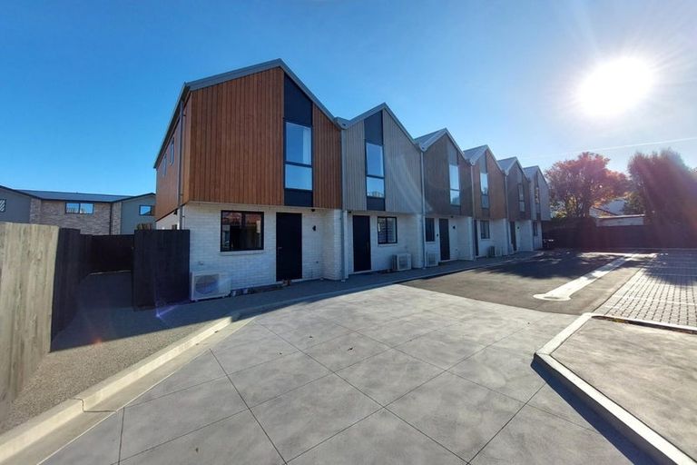 Photo of property in 1/33 Webb Street, St Albans, Christchurch, 8014