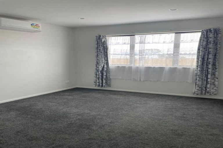 Photo of property in 18 Otohikawa Avenue, Glenbrook, 2681