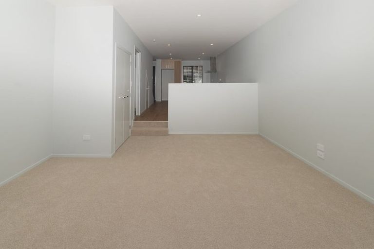 Photo of property in 2b Nerita Place, Long Bay, Auckland, 0630