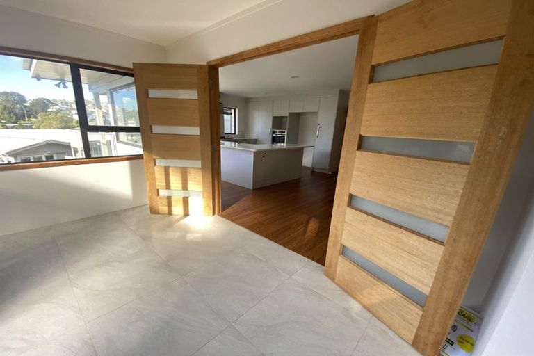 Photo of property in 23a Korotaha Terrace, Rothesay Bay, Auckland, 0630