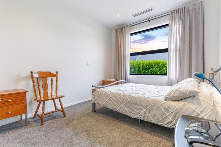 Photo of property in 78 Riverhead Point Drive, Riverhead, 0820