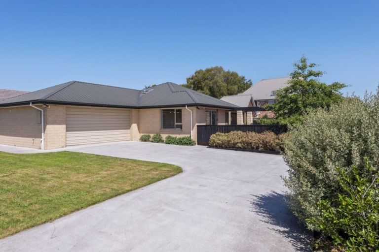Photo of property in 11a Bassett Street, Burwood, Christchurch, 8083