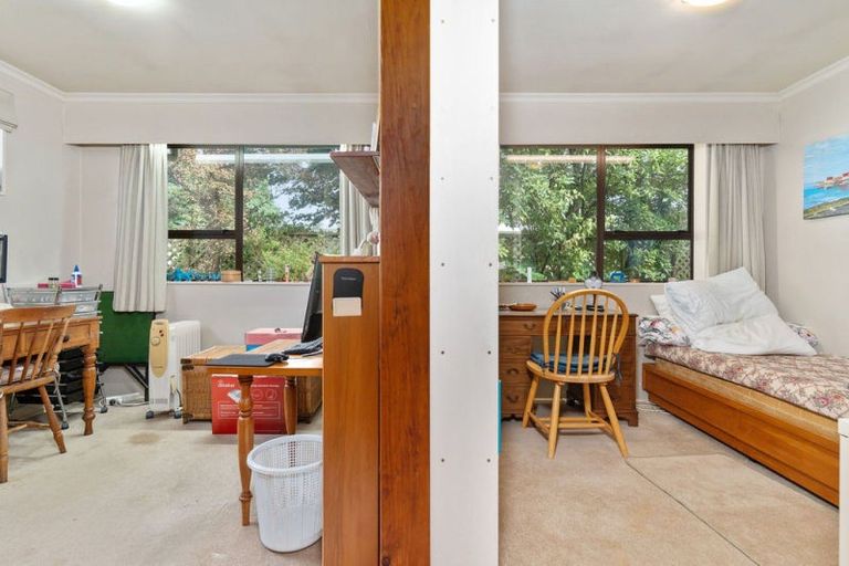 Photo of property in 74 Park Road, Carterton, 5713