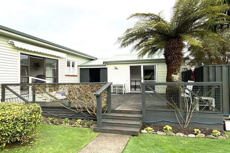 Photo of property in 2 Sinnamon Street, Reefton, 7830