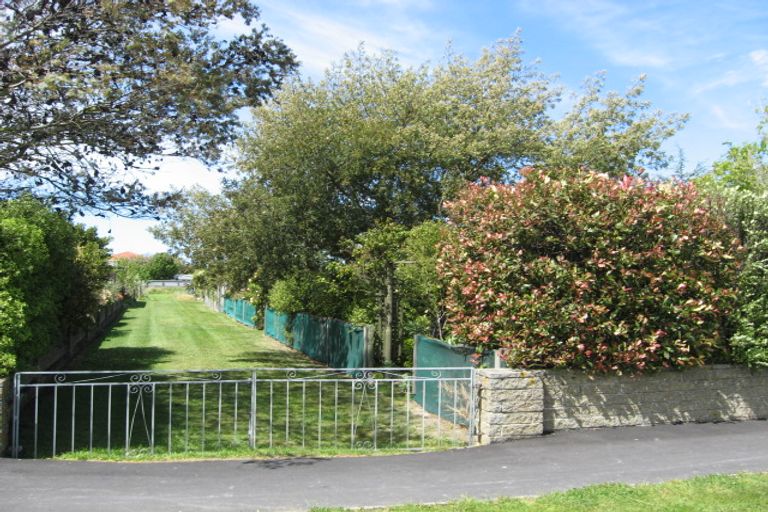 Photo of property in 27 Carters Road, Amberley, 7410