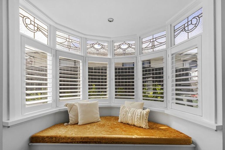 Photo of property in 10 Tarawera Road, Johnsonville, Wellington, 6037