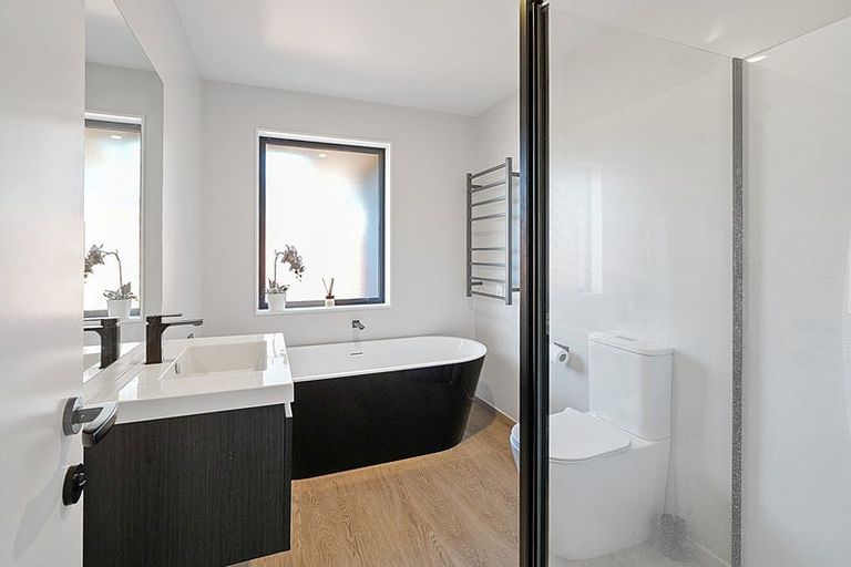 Photo of property in 37 Avanda Avenue, Rolleston, 7615