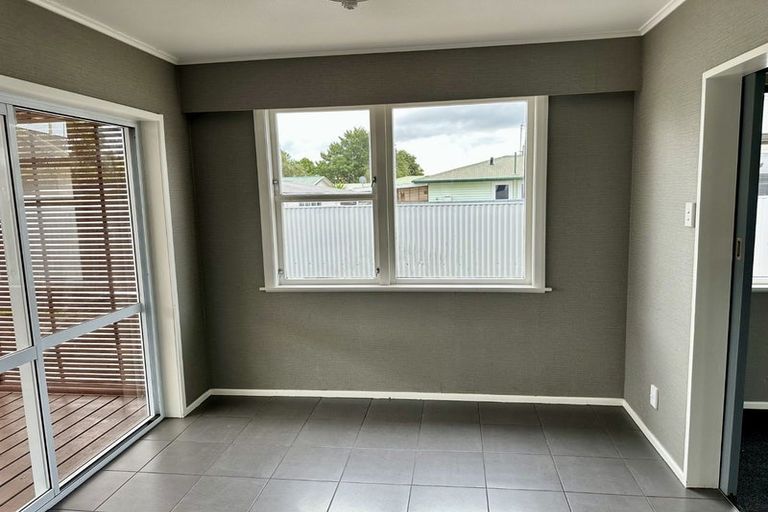 Photo of property in 30 Anakiwa Street, Kelvin Grove, Palmerston North, 4414